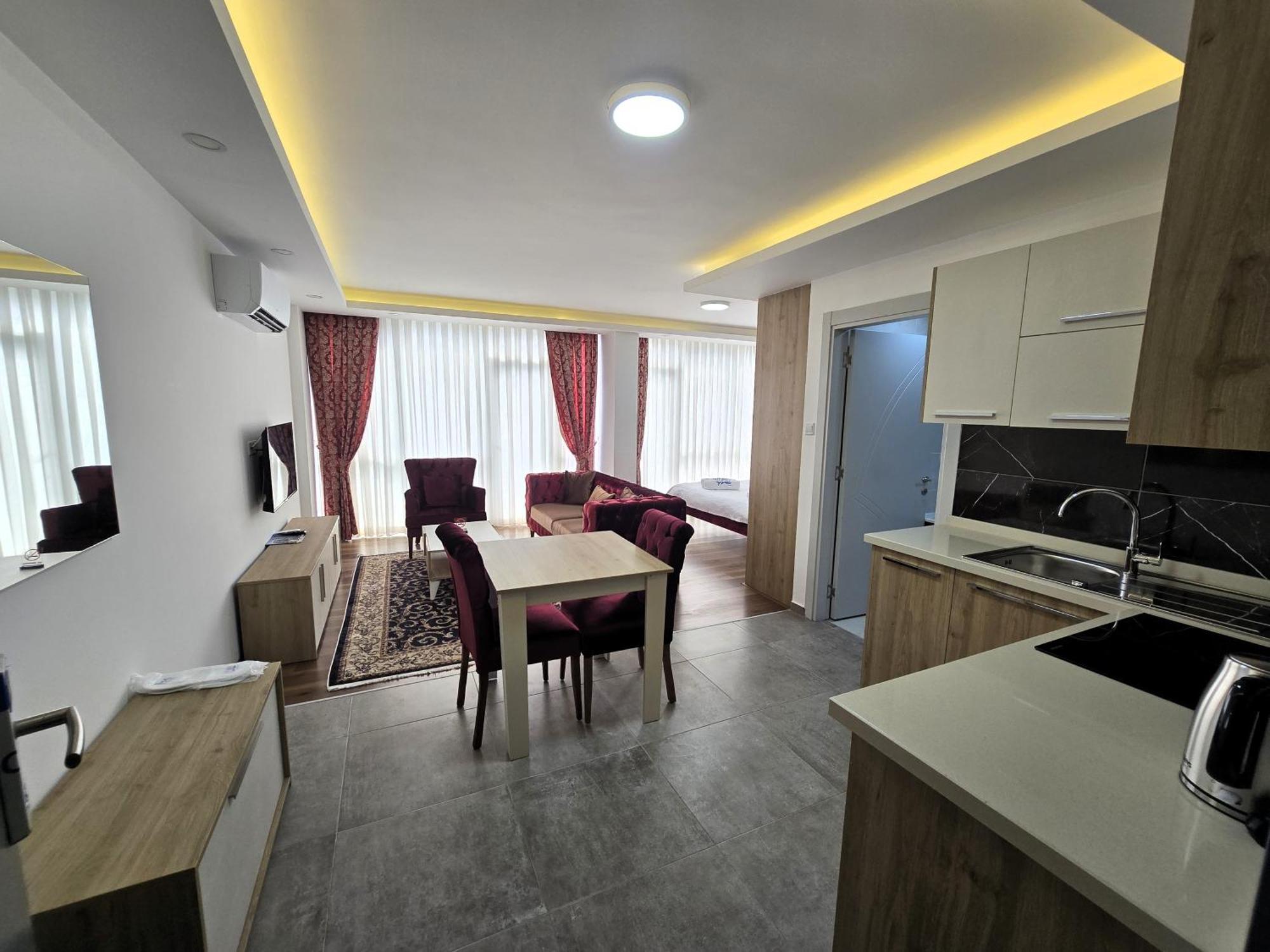 Nurel Shark Residence Кирения Экстерьер фото