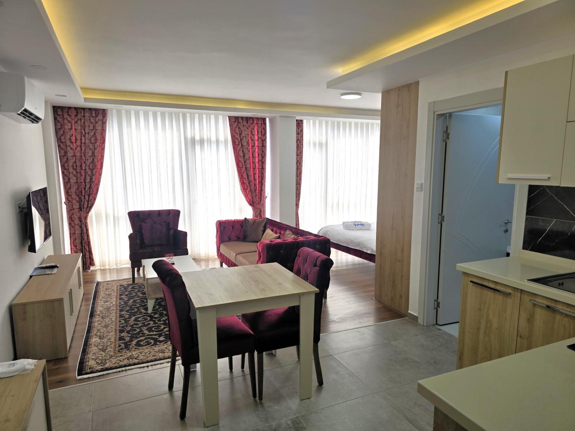 Nurel Shark Residence Кирения Экстерьер фото
