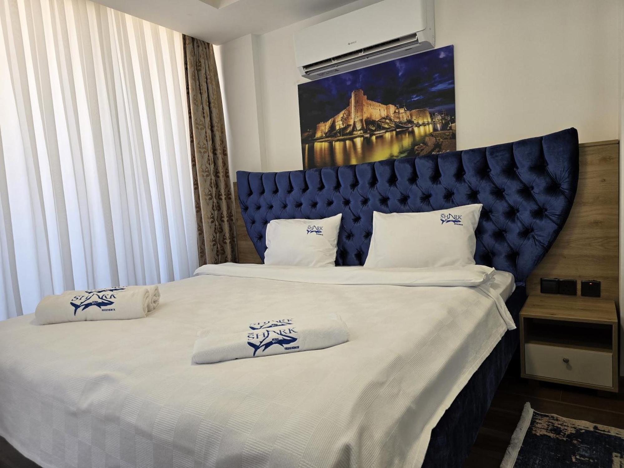 Nurel Shark Residence Кирения Экстерьер фото