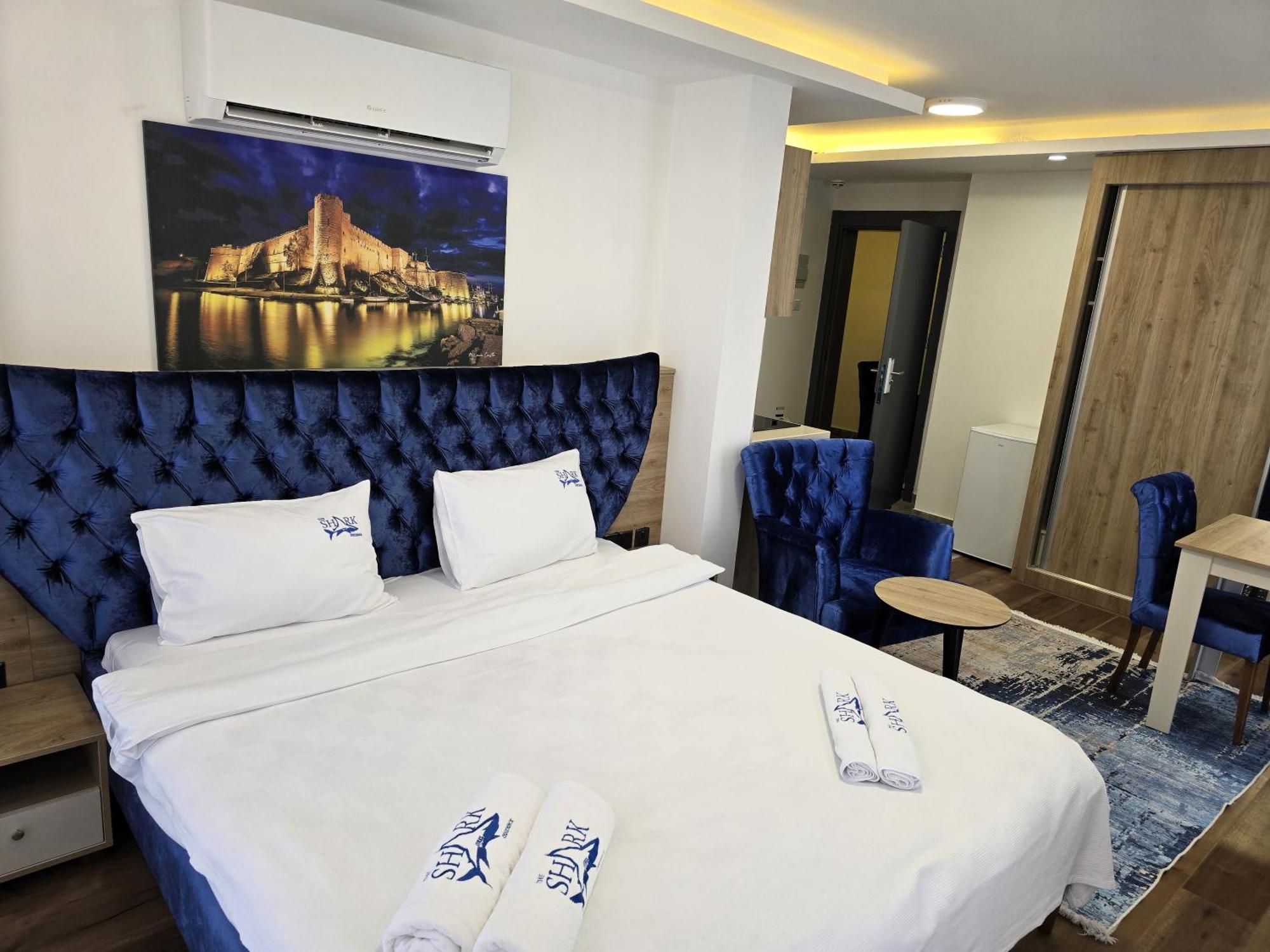 Nurel Shark Residence Кирения Экстерьер фото