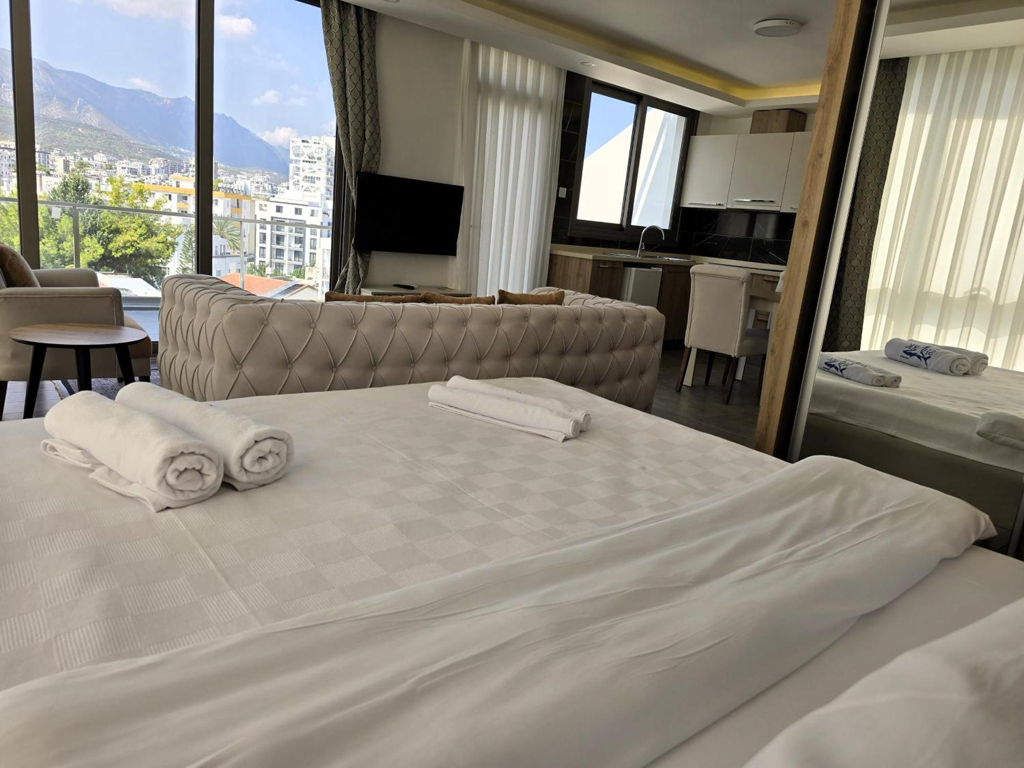 Nurel Shark Residence Кирения Экстерьер фото