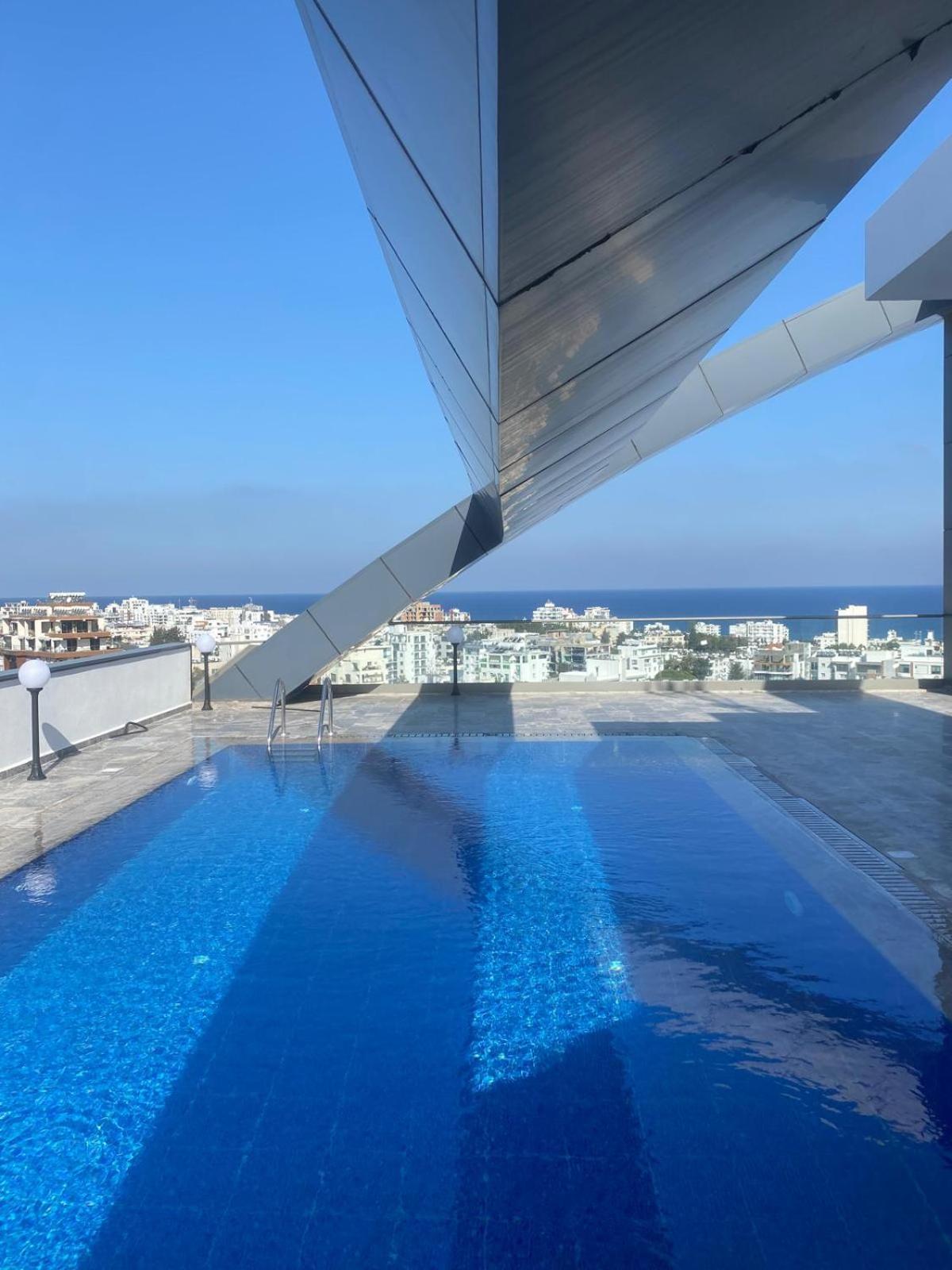 Nurel Shark Residence Кирения Экстерьер фото