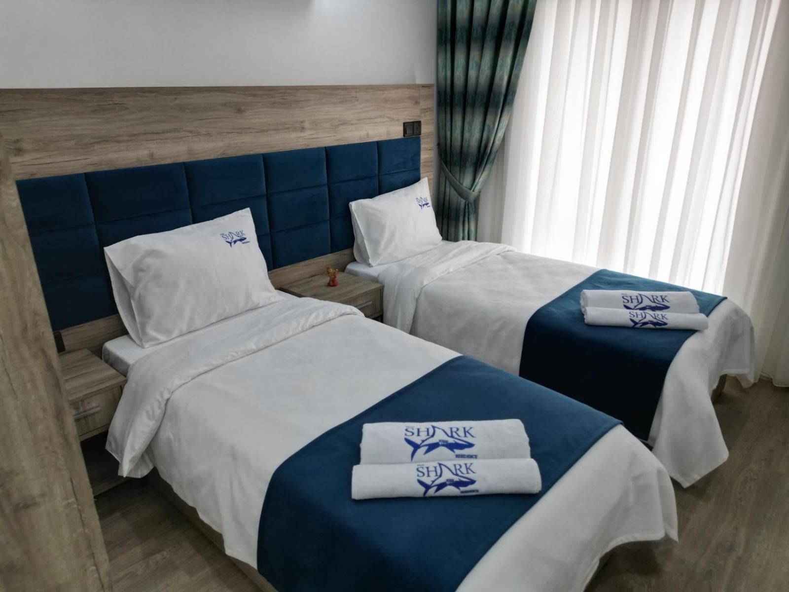 Nurel Shark Residence Кирения Экстерьер фото